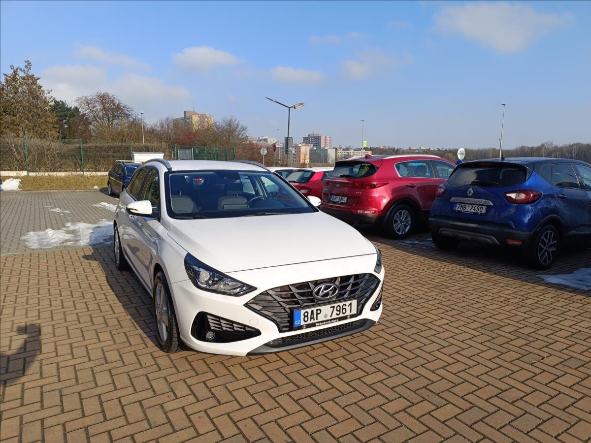 Hyundai i30 Kombi 998,0 88 kw