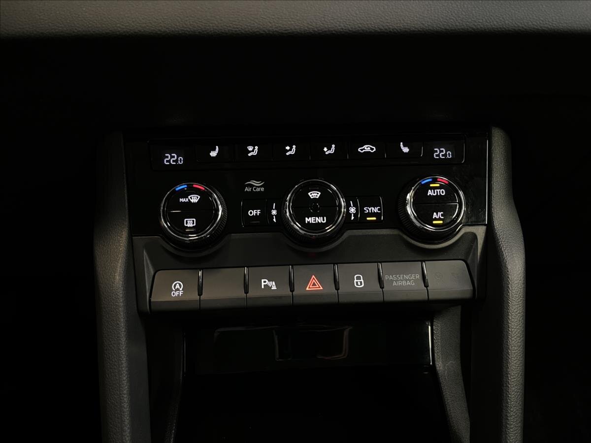 Škoda Karoq SUV 1,5 l 110 kw