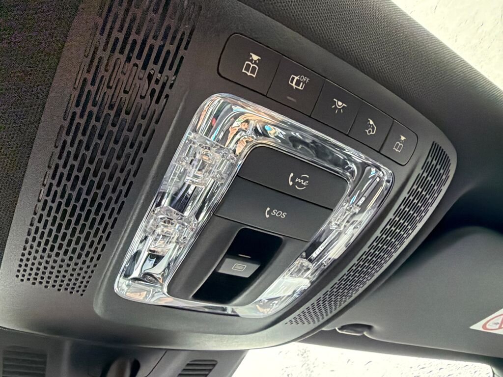 Mercedes-Benz GLA SUV / Terénní 1,3 l 160 kw