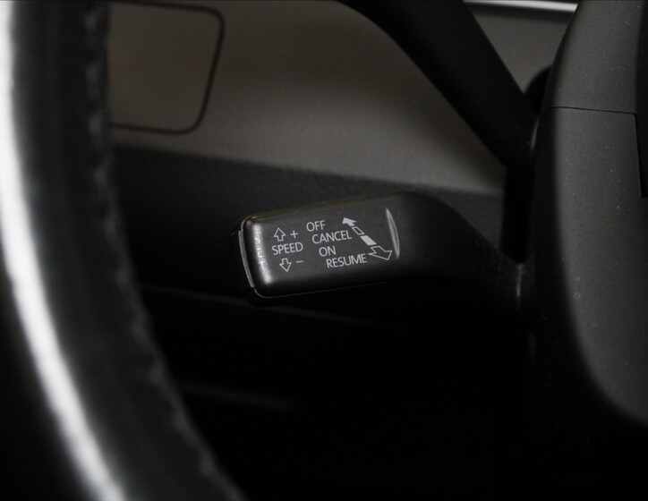 Volkswagen Passat 16