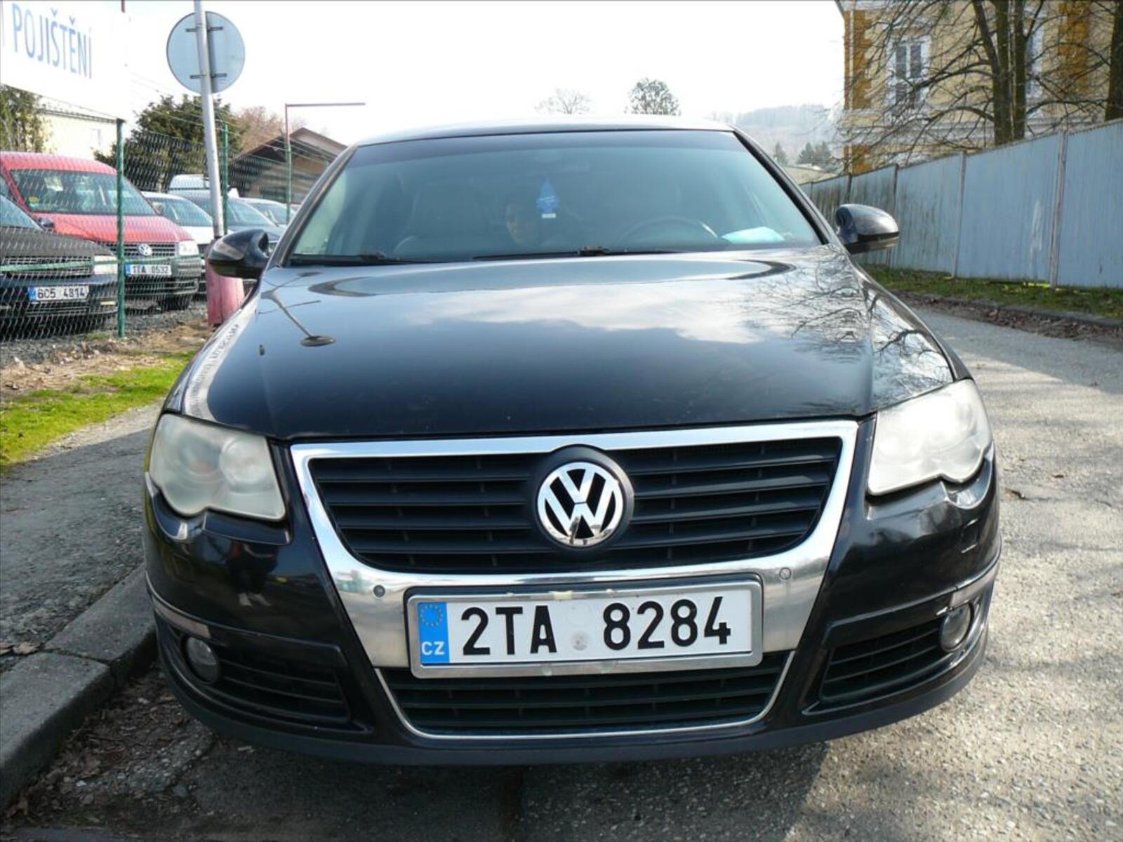 Volkswagen Passat 2
