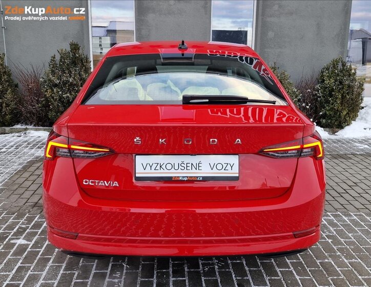 Škoda Octavia Sedan / Limuzína 1,5 l 110 kw