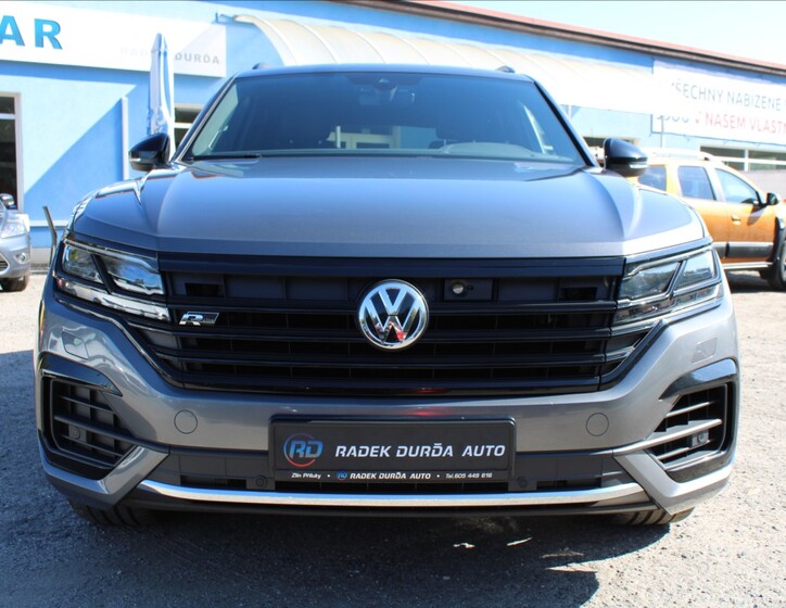 Volkswagen Touareg 2