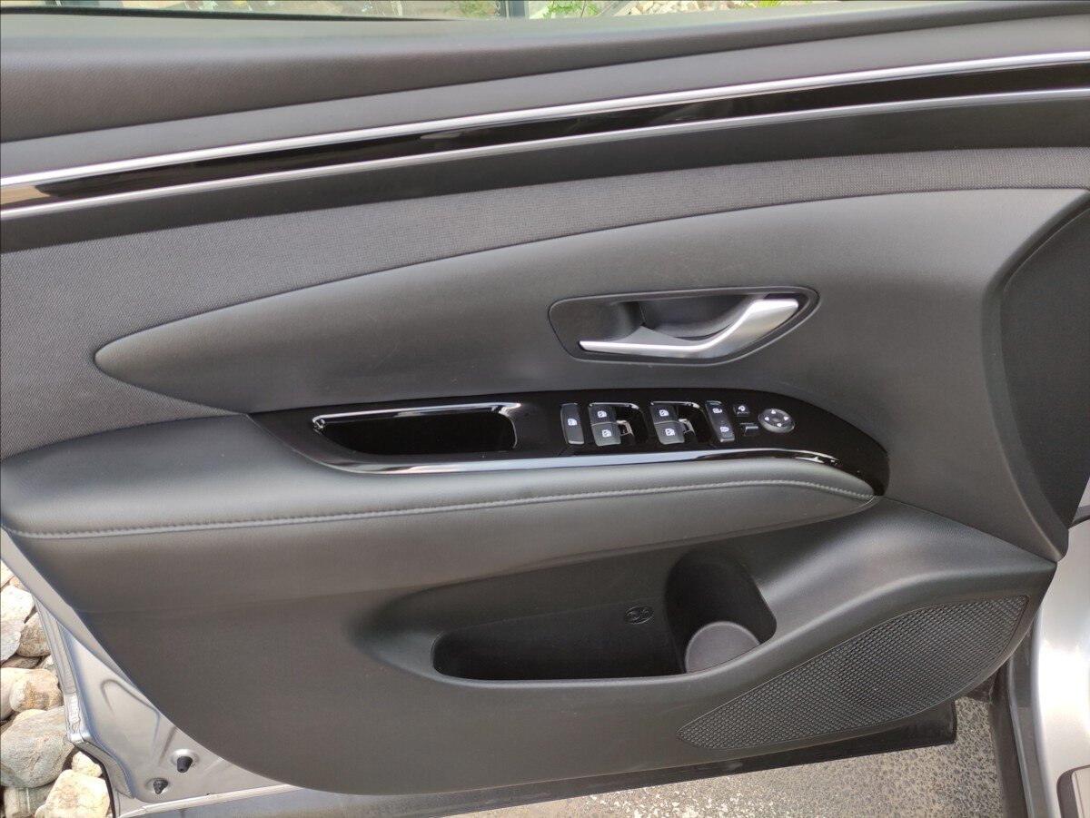 Hyundai Tucson SUV 1,6 l 100 kw