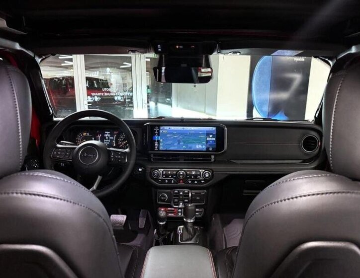 Jeep Wrangler Kombi 2,0 l 200 kw