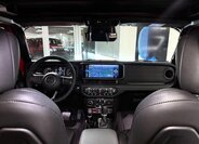 Jeep Wrangler Kombi 2,0 l 200 kw