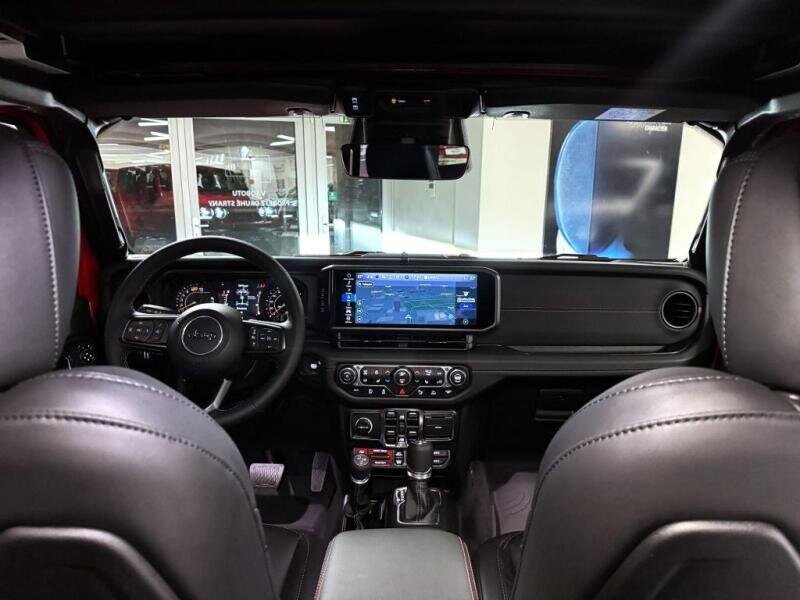 Jeep Wrangler Kombi 2,0 l 200 kw