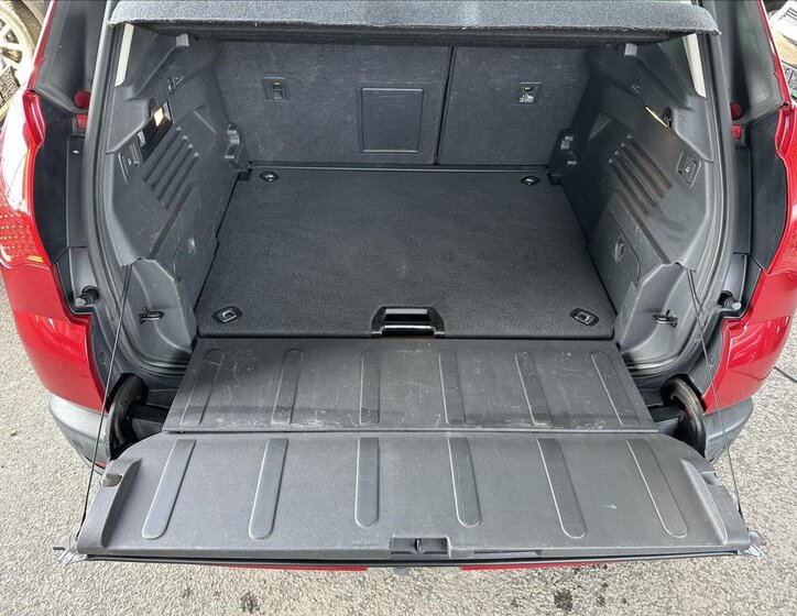 Peugeot 3008 MPV 1,6 l 115 kw