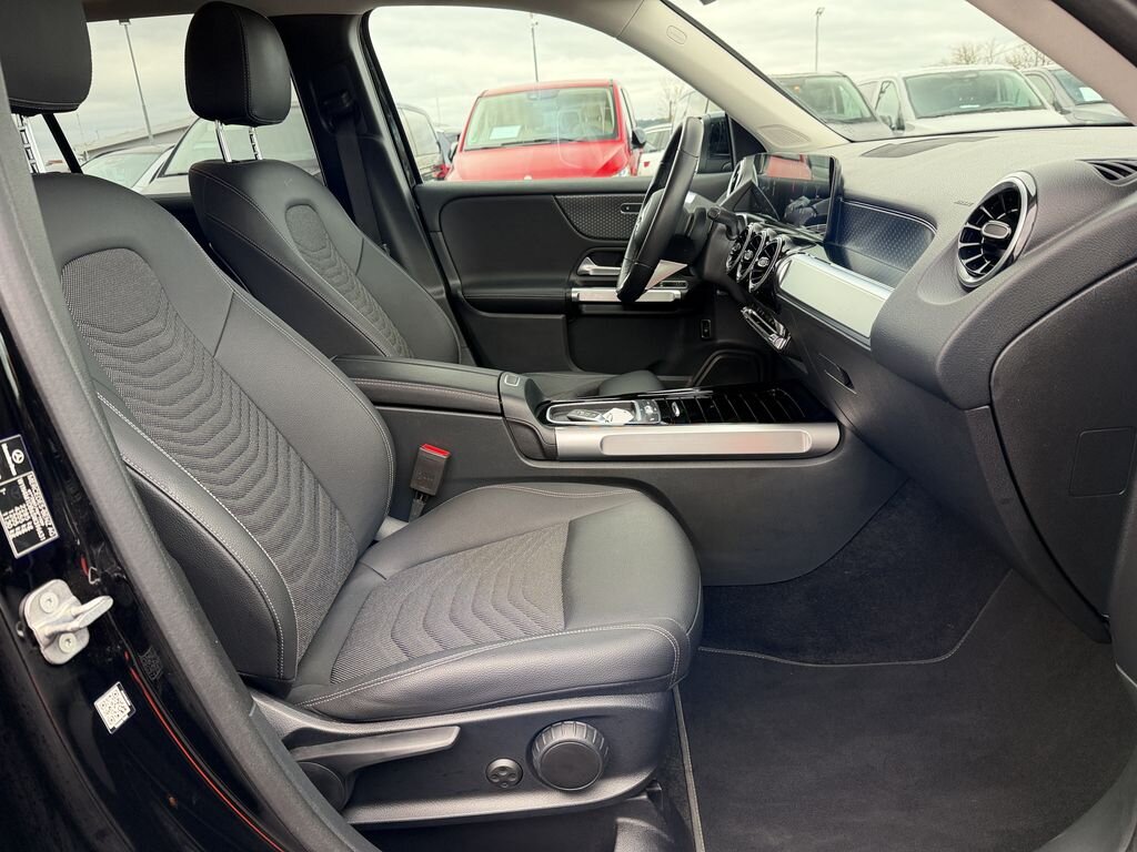 Mercedes-Benz GLB SUV / Terénní 2,0 l 110 kw