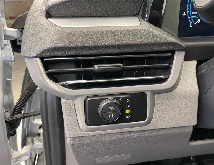 Volkswagen Caravelle Ostatní 2,0 l 110 kw