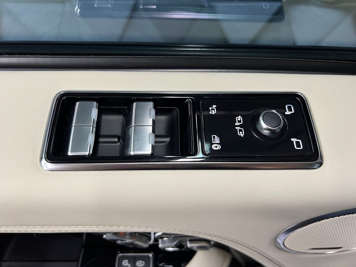 Land Rover Range Rover SUV / Terénní 5,0 l 386 kw