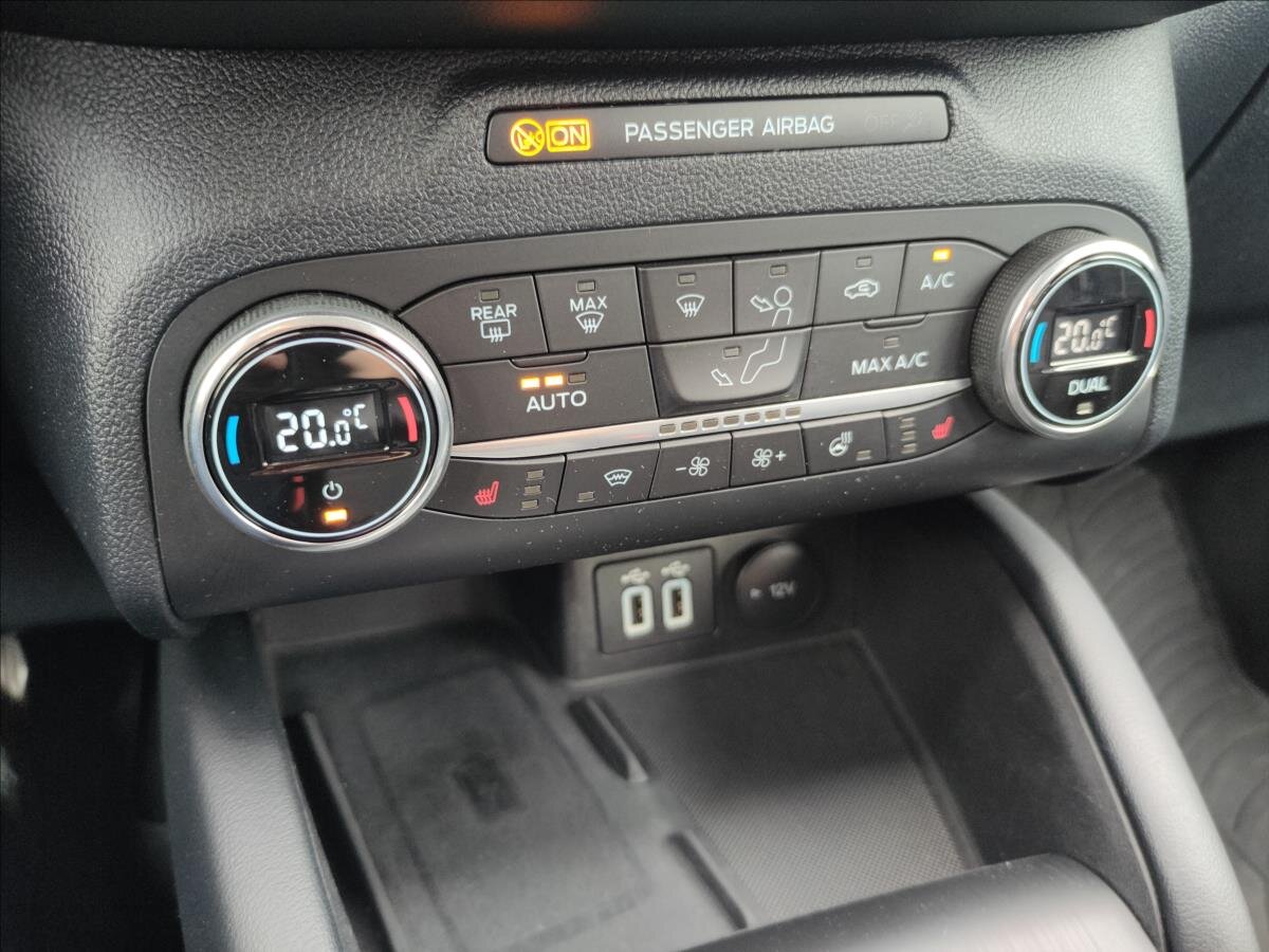 Ford Kuga SUV / Terénní 2,0 l 140 kw