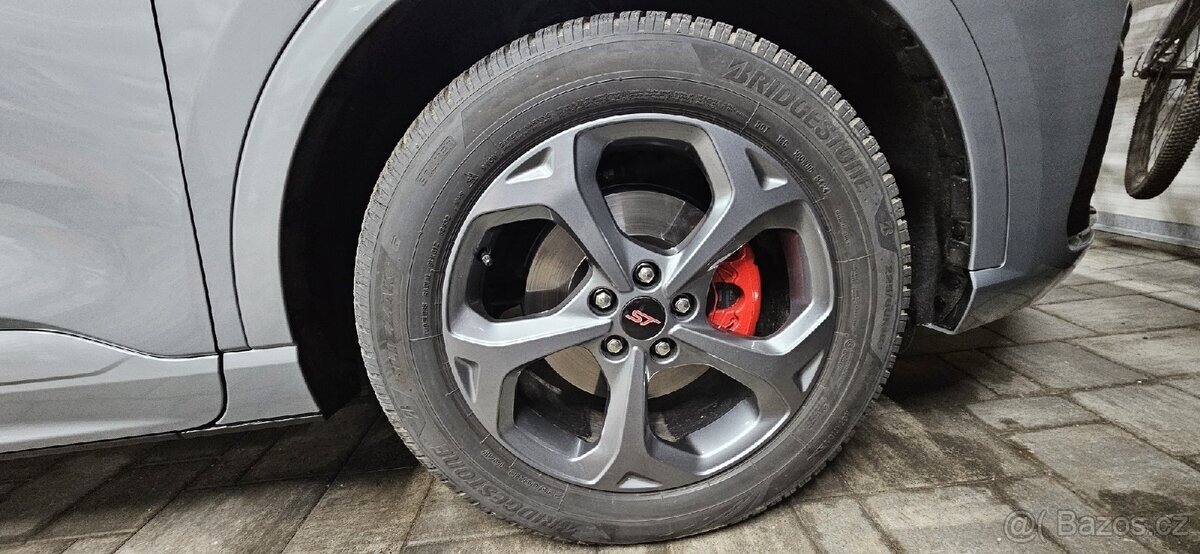 Ford Kuga Liftback 0,0 137 kw