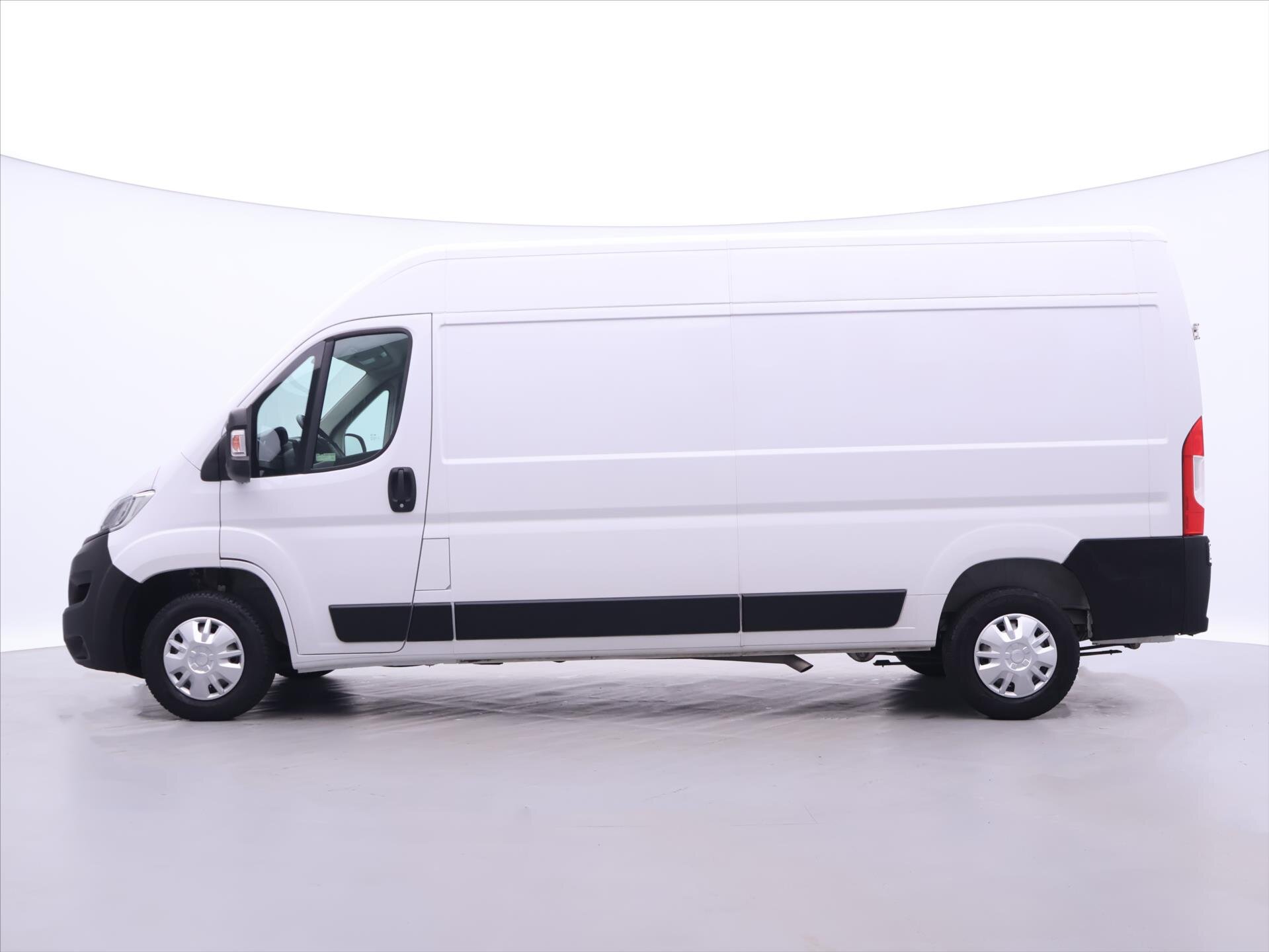 Opel Movano Ostatní 2,2 l 103 kw