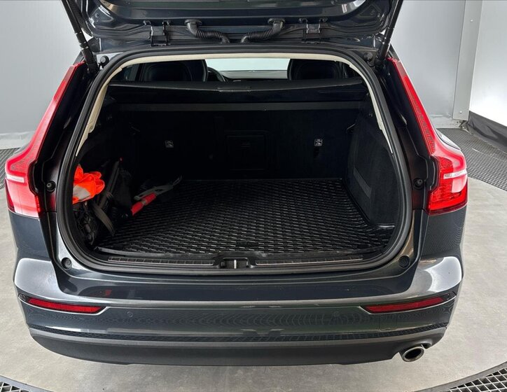 Volvo V60 Kombi 2,0 l 110 kw