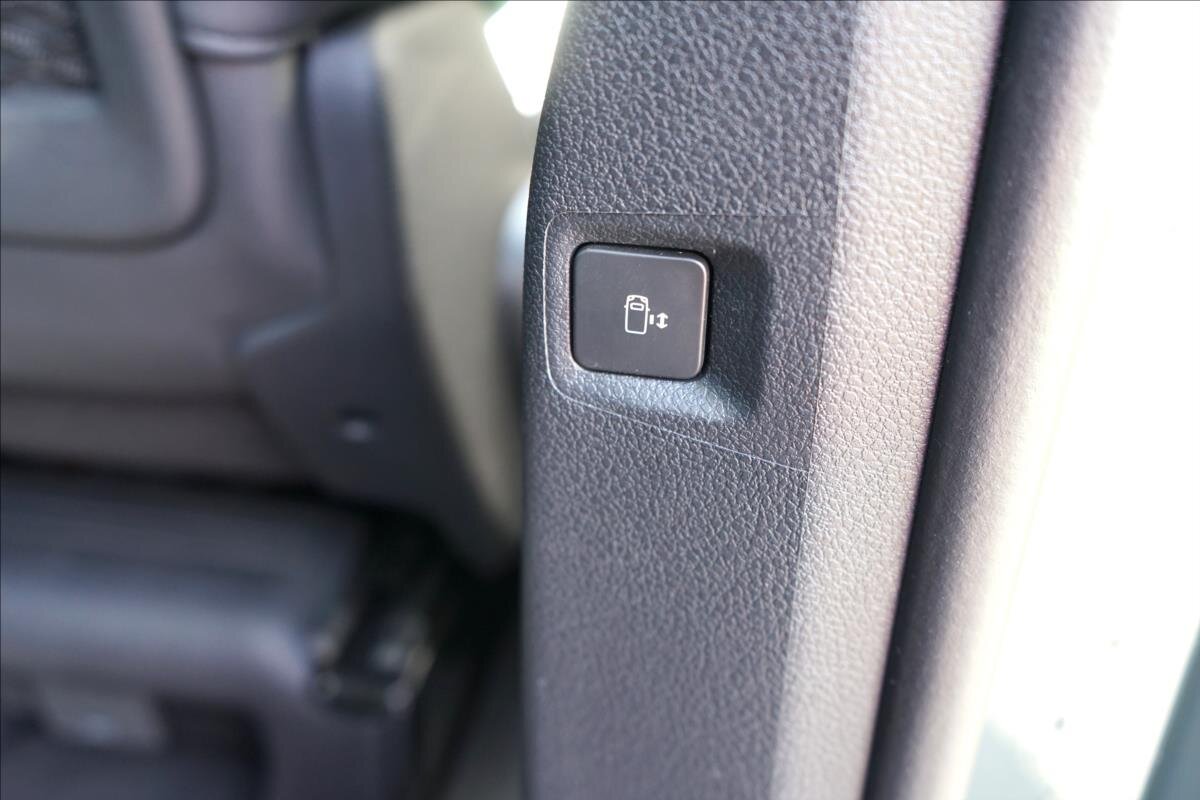 Citroën SpaceTourer MPV 2,0 l 133 kw