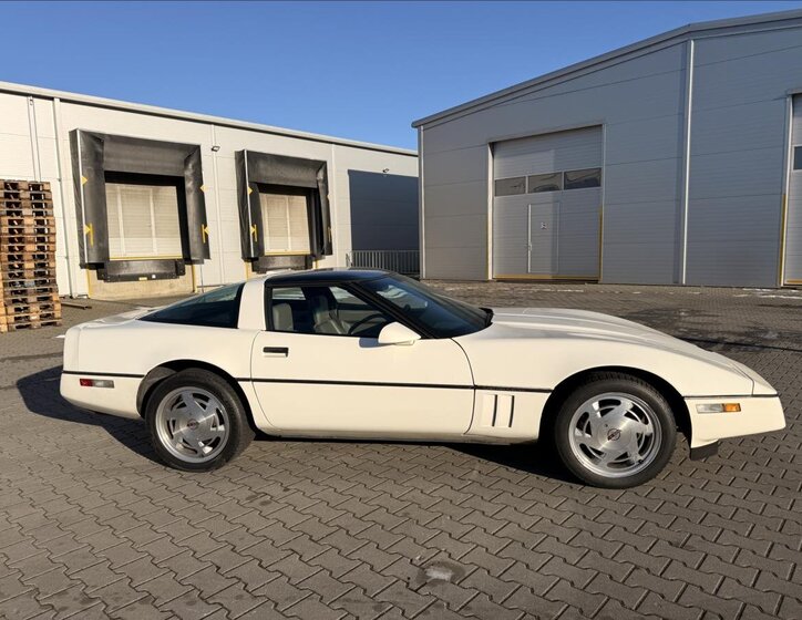 Chevrolet Corvette Kupé 5,7 l 210 kw