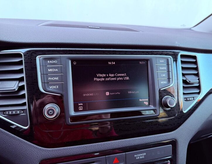 Volkswagen Golf Sportsvan Kombi 1,4 l 92 kw