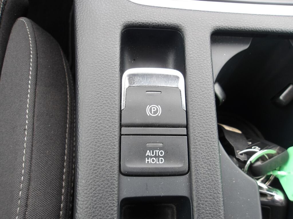 Volkswagen Passat Kombi 1,6 l 88 kw