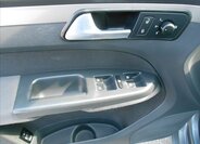 Volkswagen Touran Kombi 2,0 l 103 kw