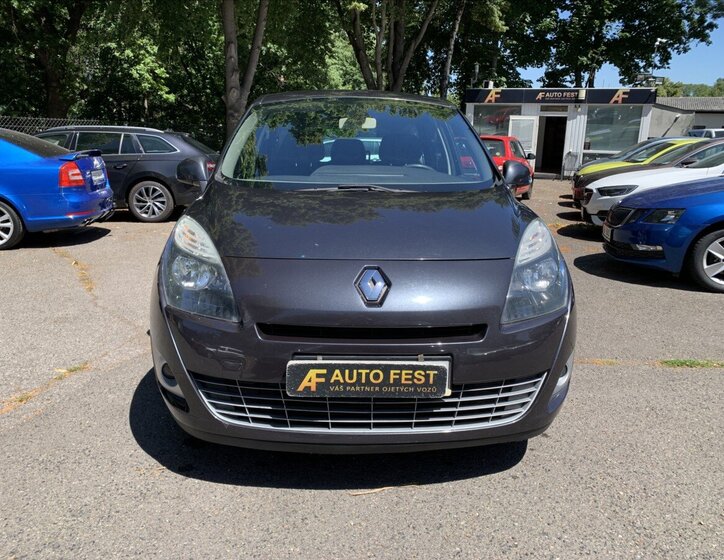 Renault Scénic Kombi 1,9 l 96 kw