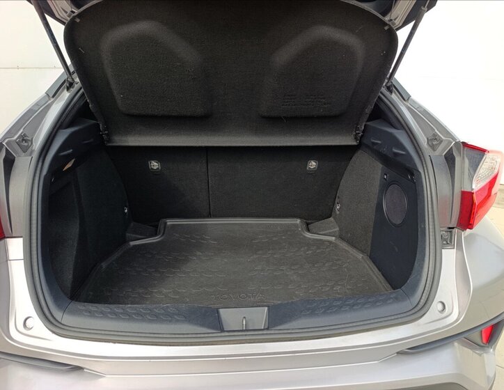 Toyota C-HR Hatchback 1,8 l 72 kw