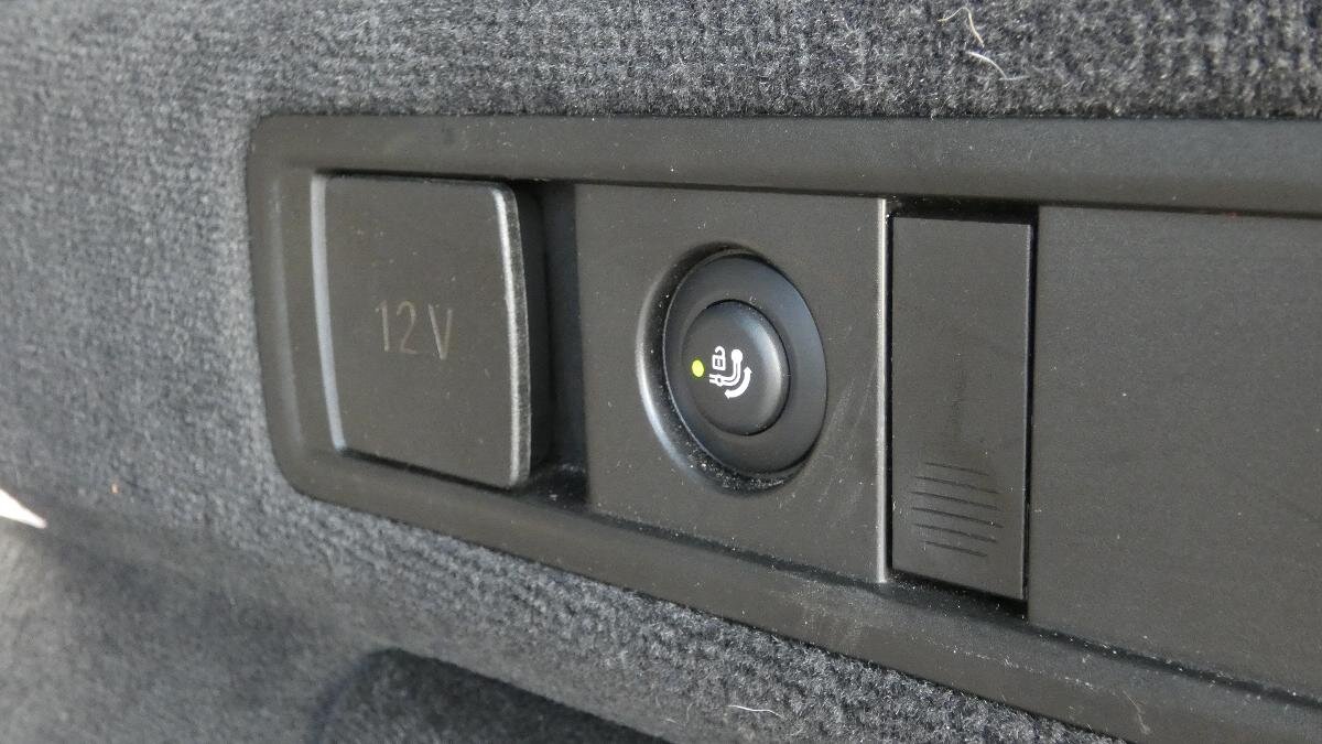 BMW X5 SUV / Terénní 3,0 l 195 kw