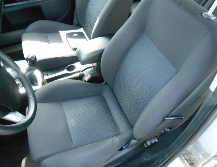 Ford Mondeo Liftback 1,8 l 92 kw