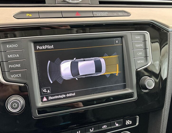 Volkswagen Passat Sedan / Limuzína 2,0 l 140 kw