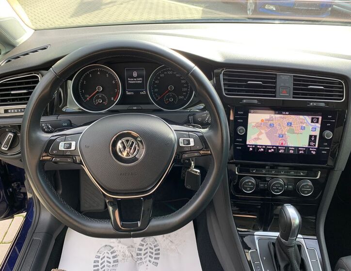 Volkswagen Golf 13