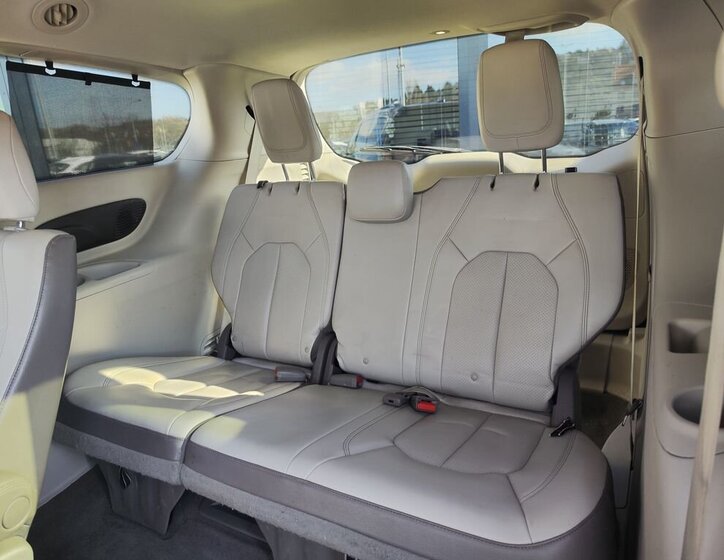 Chrysler Pacifica MPV 3,6 l 211 kw