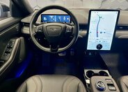 Ford Mustang Mach-E SUV / Terénní 0,0 198 kw