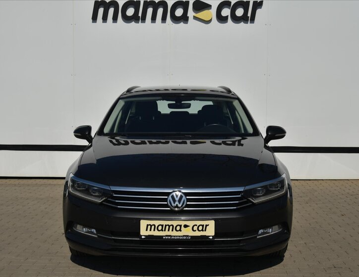 Volkswagen Passat Kombi 1,6 l 88 kw