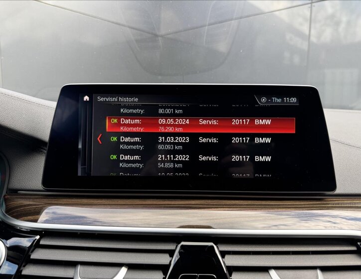 BMW Řada 5 Sedan / Limuzína 2,0 l 185 kw