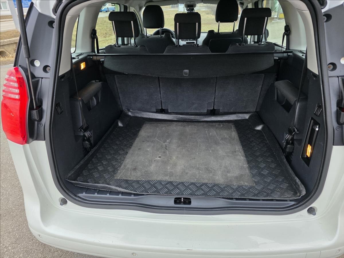 Peugeot 5008 Kombi 1,6 l 84 kw