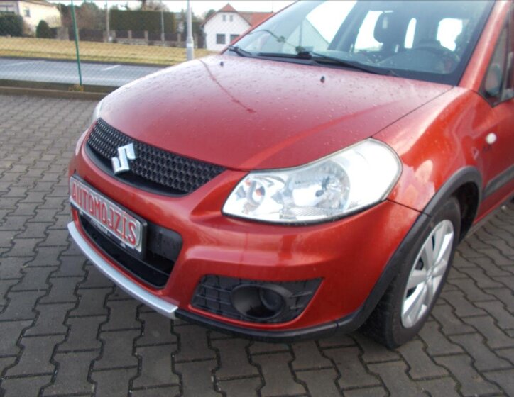 Suzuki SX4 Hatchback 1,6 l 88 kw
