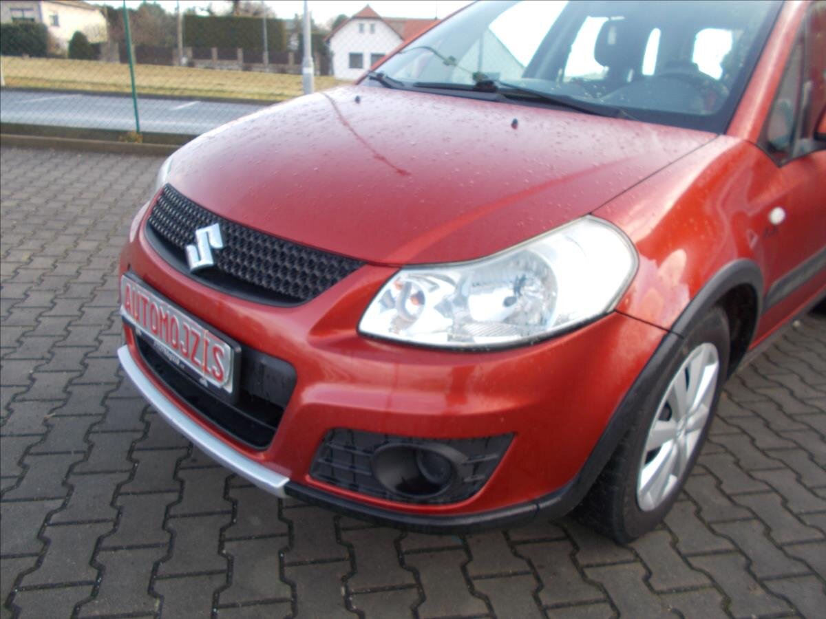 Suzuki SX4 Hatchback 1,6 l 88 kw