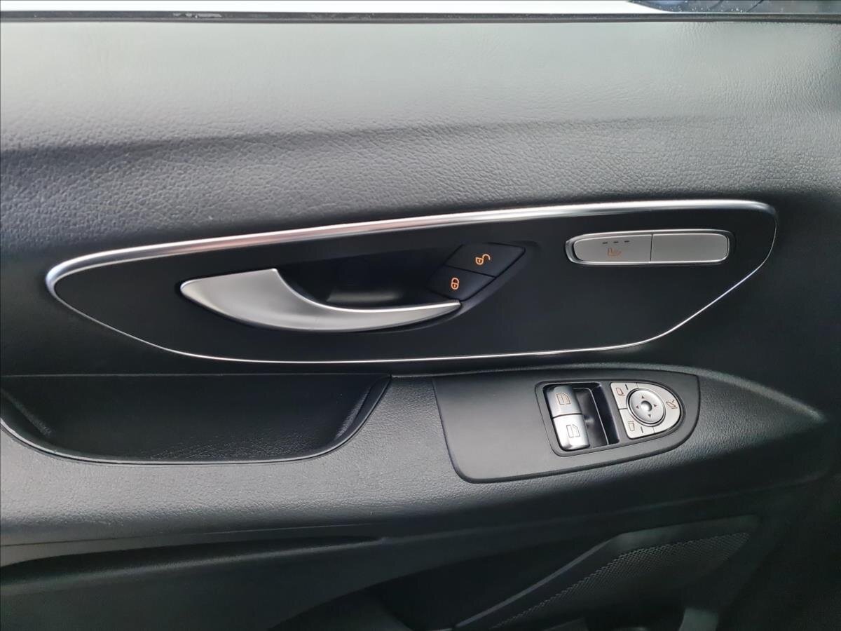 Mercedes-Benz Vito MPV 2,0 l 174 kw