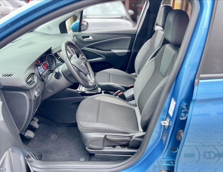 Opel Crossland X SUV 1,5 l 75 kw