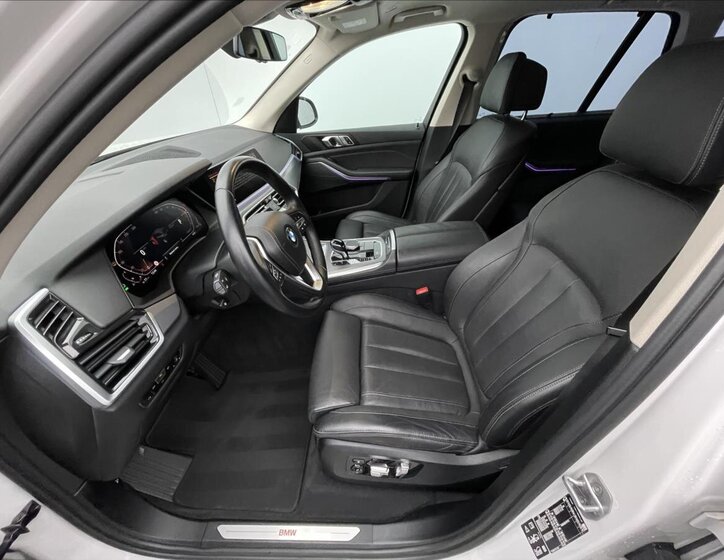 BMW X5 SUV / Terénní 3,0 l 245 kw