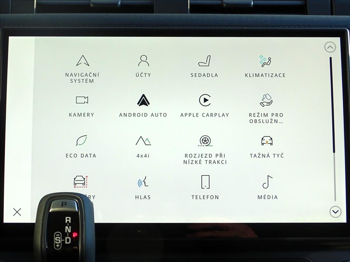 Land Rover Defender SUV 3,0 l 257 kw