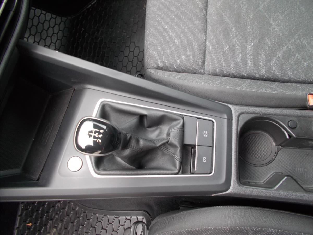 Volkswagen Golf Kombi 1,5 l 96 kw