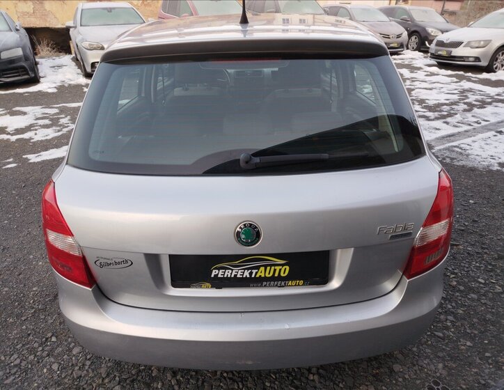 Škoda Fabia Hatchback 1,2 l 44 kw