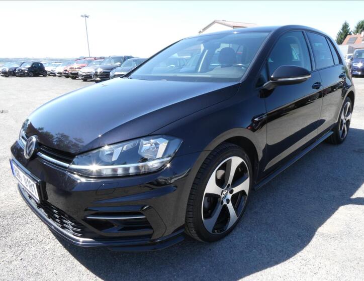 Volkswagen Golf 43