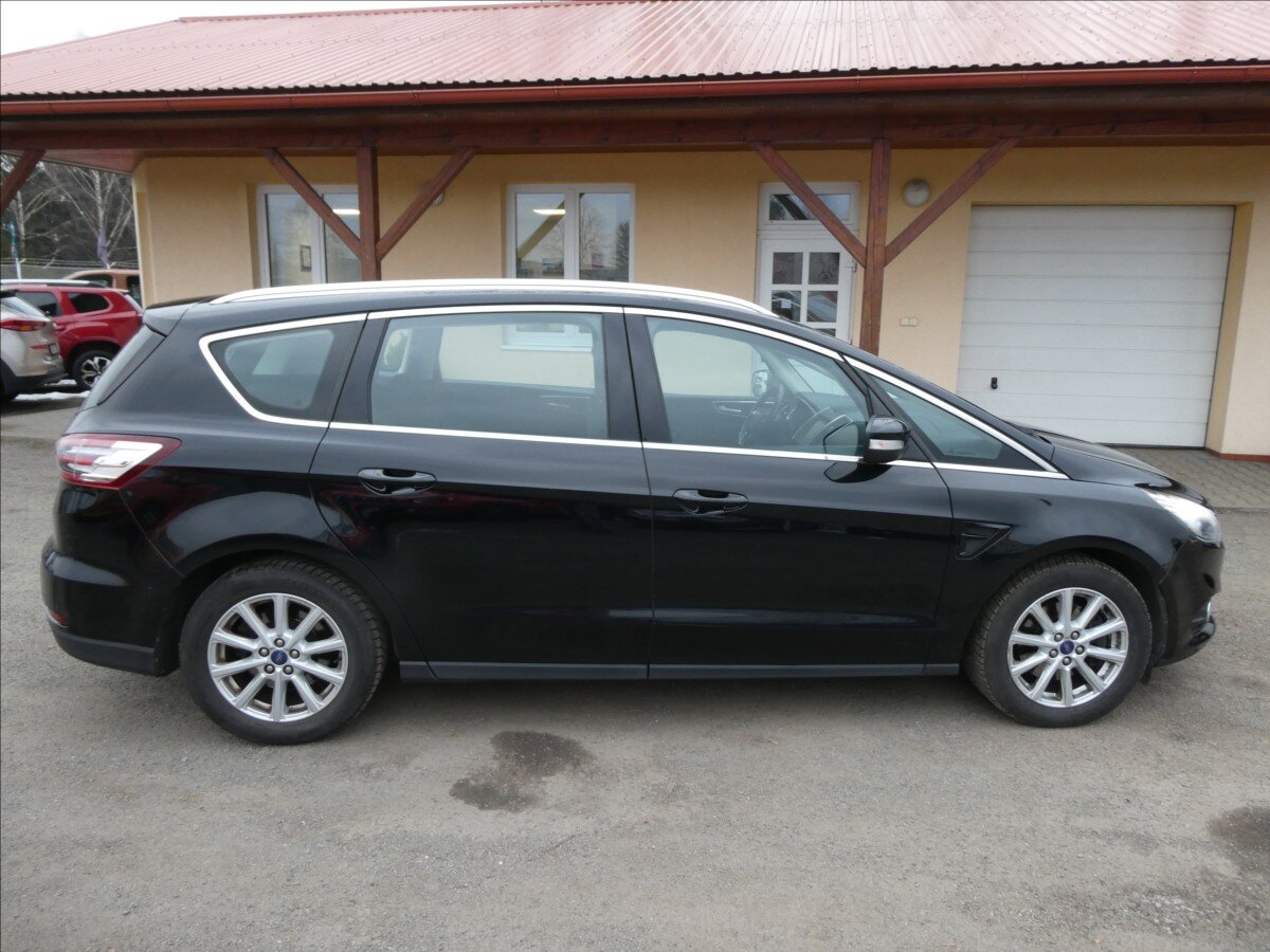 Ford S-MAX MPV 2,0 l 110 kw