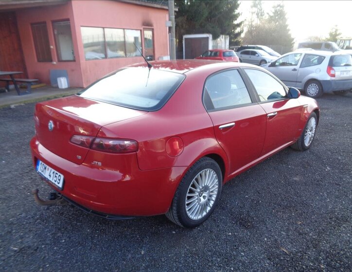 Alfa Romeo 159 Sedan / Limuzína 1,9 l 118 kw