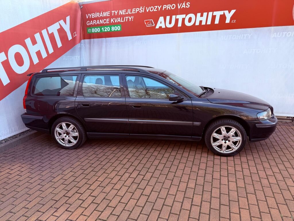 Volvo V70 Kombi 2,4 l 120 kw