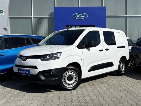 Toyota ProAce City Kombi 1,5 l 96 kw