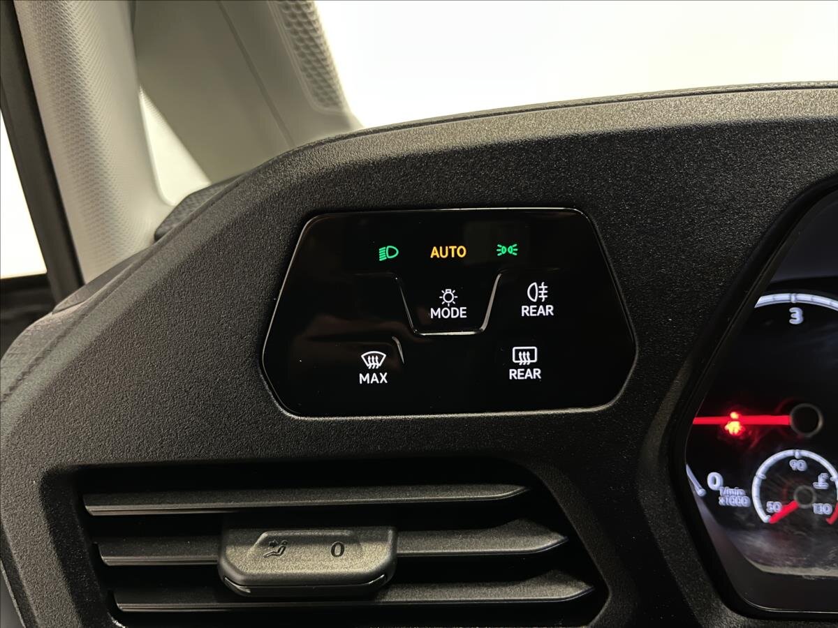 Volkswagen Caddy Skříň 2,0 l 55 kw