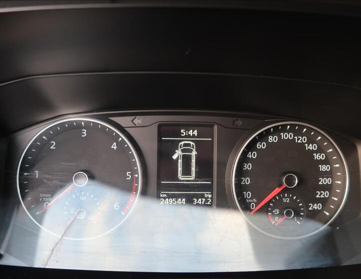 Volkswagen Transporter 11